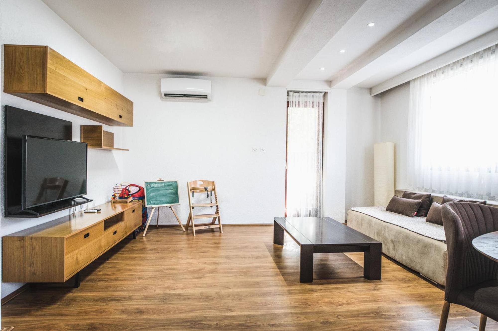 Nice Apartment *